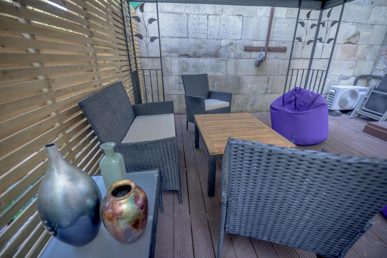 Quirky Vaulted Flat With Terrace Apartment Bath Exterior foto