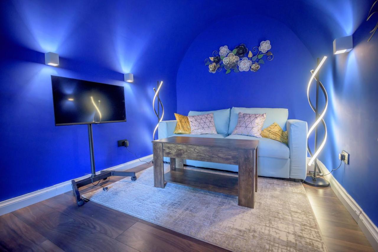Quirky Vaulted Flat With Terrace Apartment Bath Exterior foto