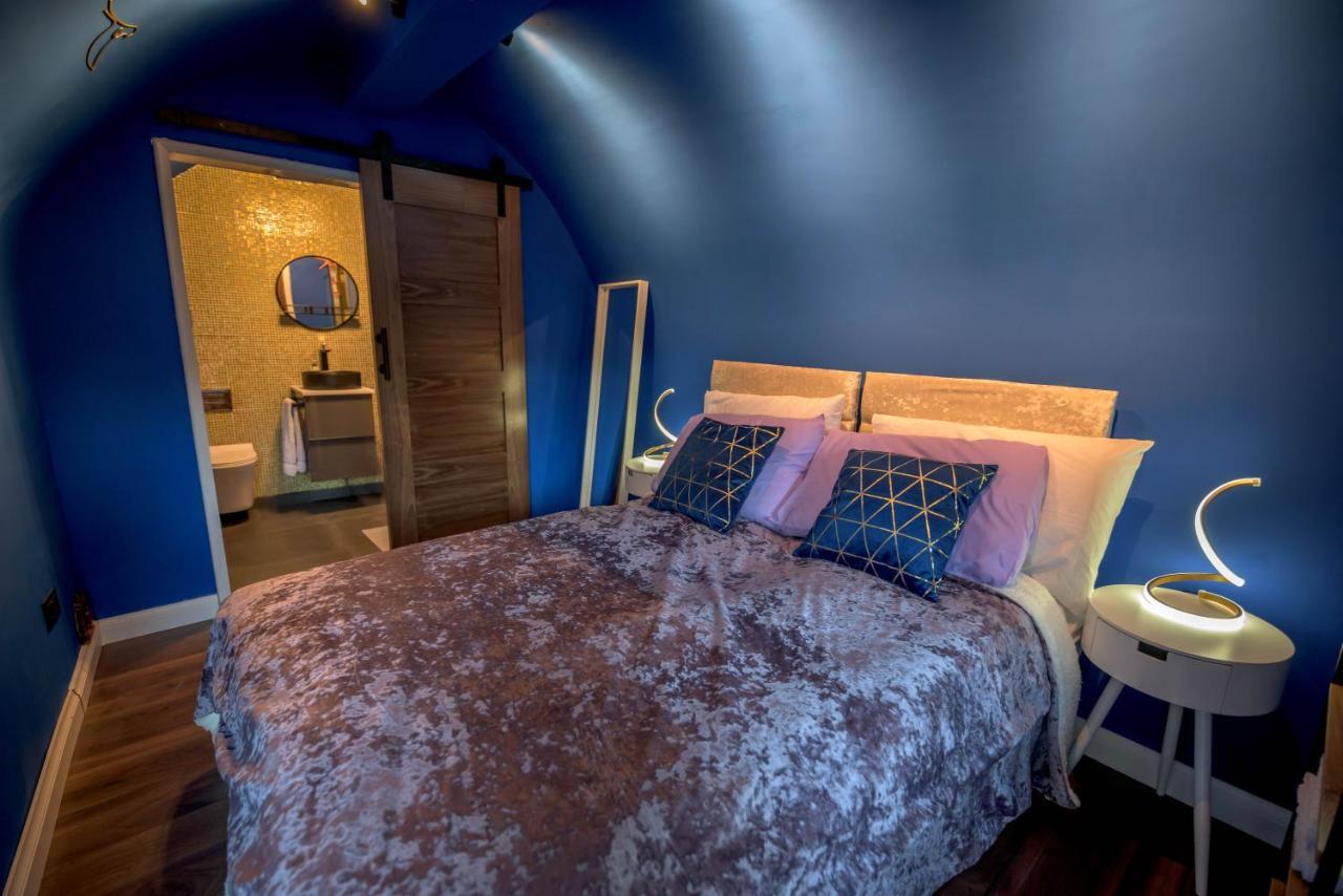 Quirky Vaulted Flat With Terrace Apartment Bath Exterior foto