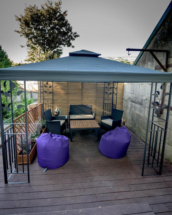 Quirky Vaulted Flat With Terrace Apartment Bath Exterior foto