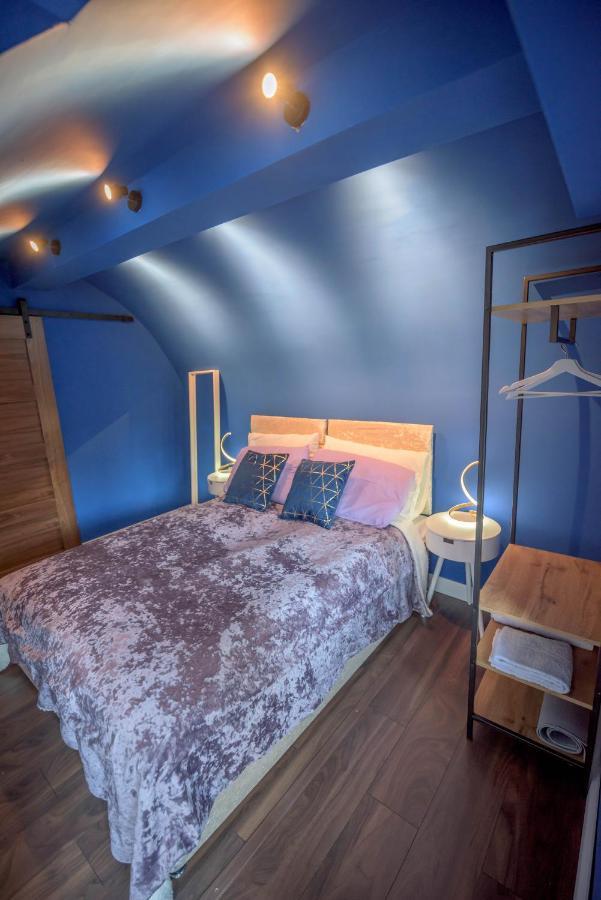 Quirky Vaulted Flat With Terrace Apartment Bath Exterior foto